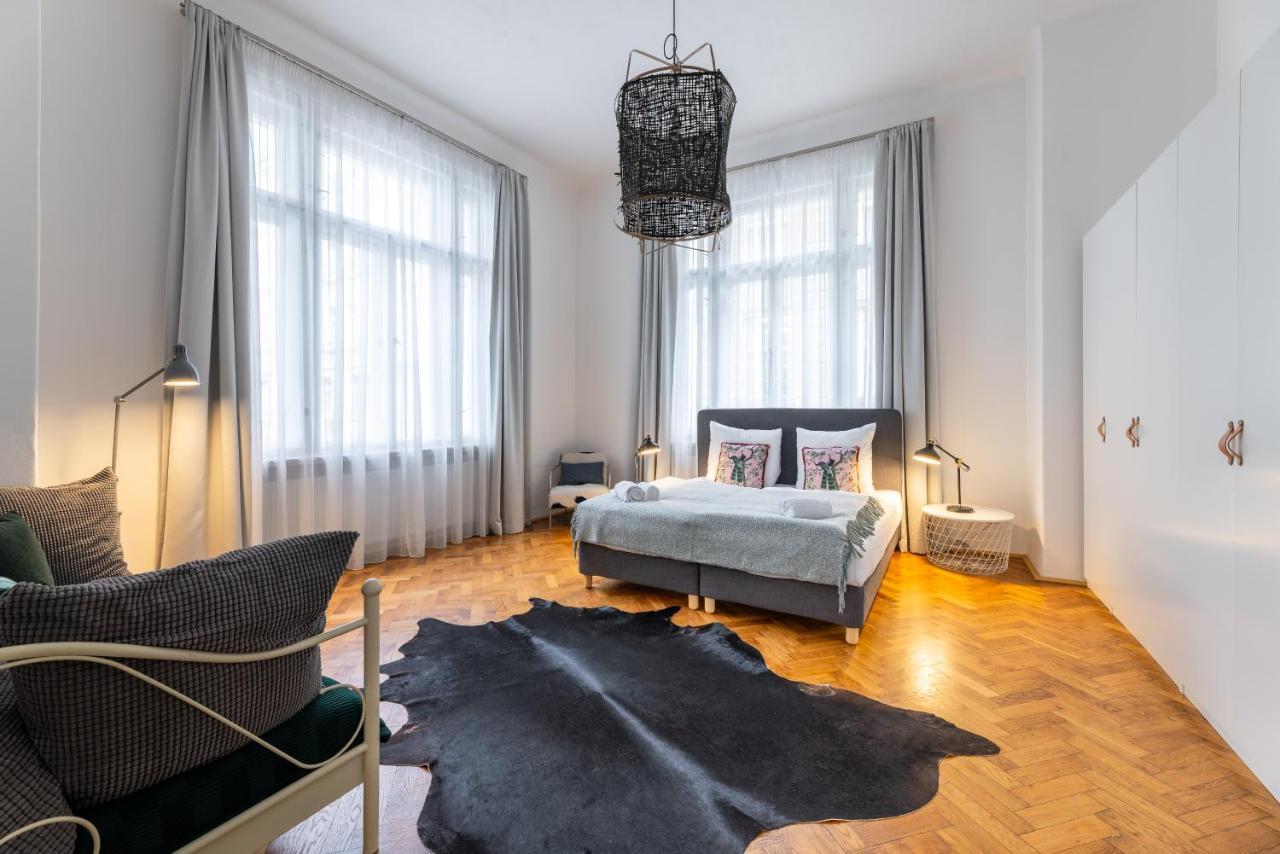Charming 1 Bedroom Apartment In The City Center Of Prag Dış mekan fotoğraf
